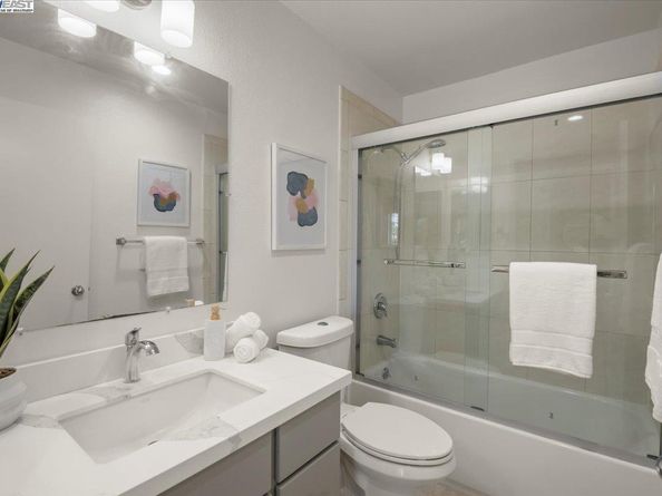 5656 Snowflake Cmn, Fremont CA 94538