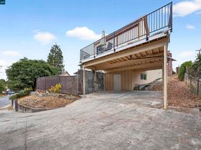594 Summit Dr, Pinole CA 94564