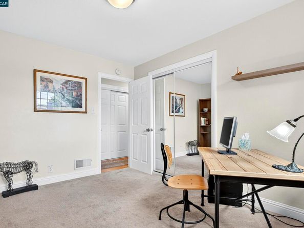 594 Summit Dr, Pinole CA 94564