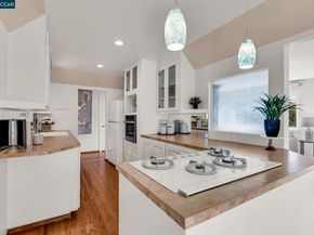 5872 Herriman Dr, Clayton CA 94517