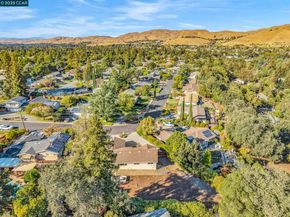 5872 Herriman Dr, Clayton CA 94517
