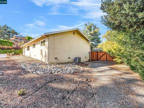 5872 Herriman Dr, Clayton CA 94517
