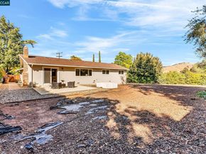 5872 Herriman Dr, Clayton CA 94517