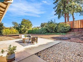 5872 Herriman Dr, Clayton CA 94517