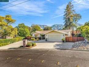 5872 Herriman Dr, Clayton CA 94517