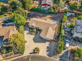 5872 Herriman Dr, Clayton CA 94517