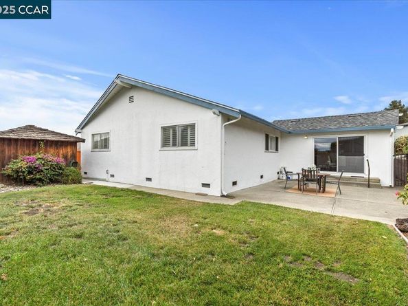 1293 Vistagrand Dr, San Leandro CA 94577