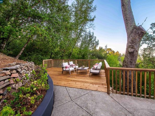 101 Greenbank Drive, Lafayette CA 94549