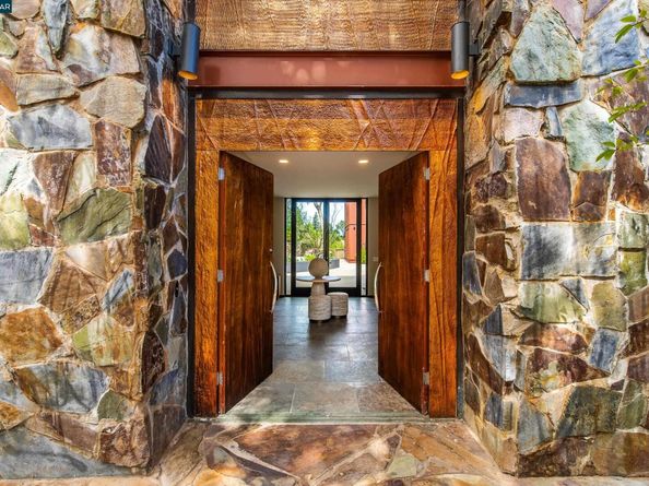 101 Greenbank Drive, Lafayette CA 94549