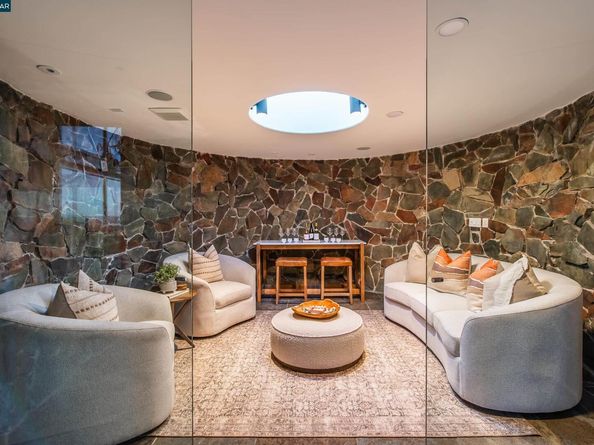 101 Greenbank Drive, Lafayette CA 94549