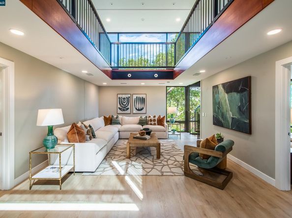 101 Greenbank Drive, Lafayette CA 94549