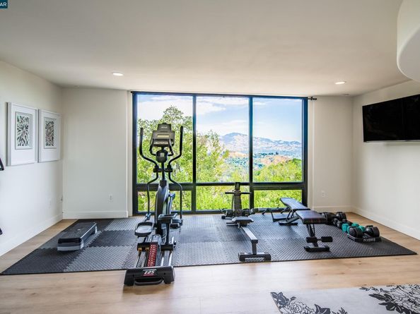 101 Greenbank Drive, Lafayette CA 94549