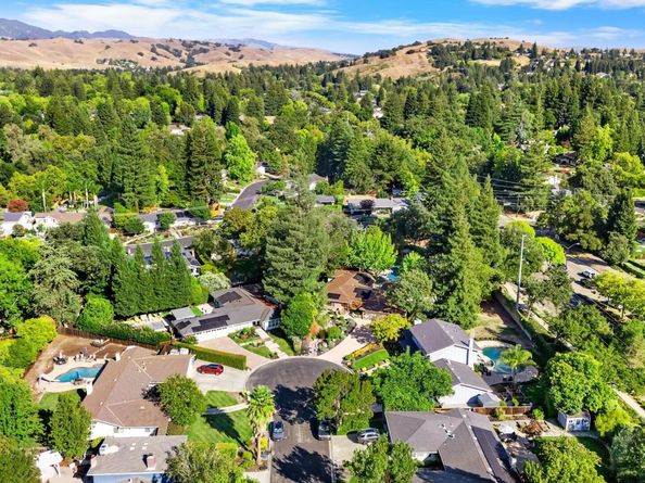 90 Princeton Ct, Danville CA 94526