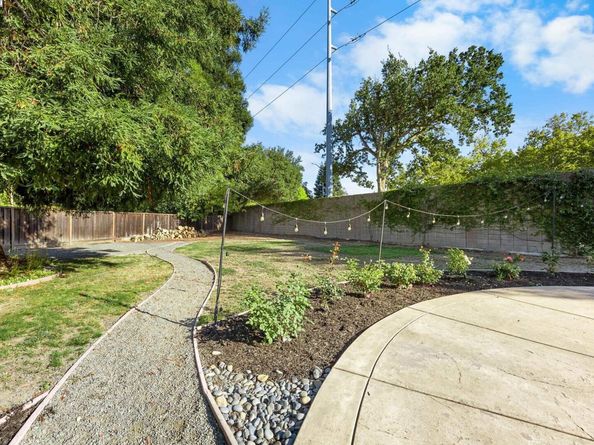 90 Princeton Ct, Danville CA 94526