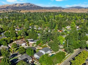 90 Princeton Ct, Danville CA 94526