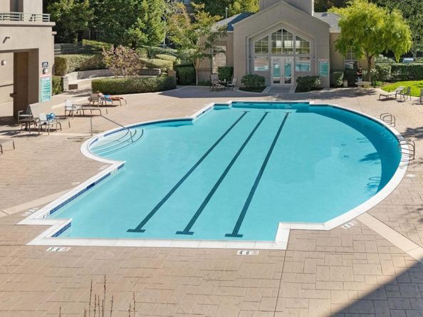 200 Caldecott Ln 206, Oakland CA 94618