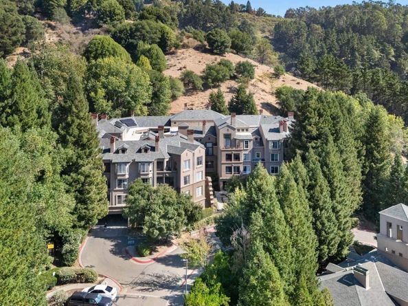 200 Caldecott Ln 206, Oakland CA 94618