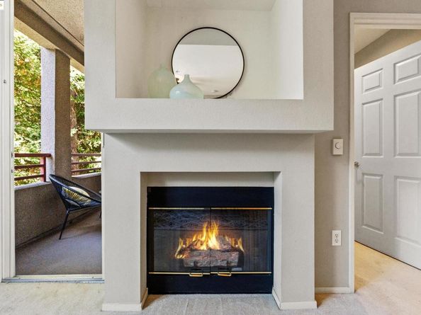 200 Caldecott Ln 206, Oakland CA 94618
