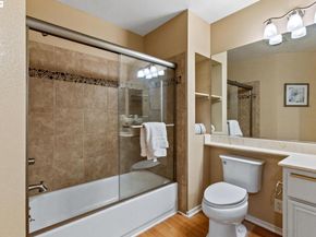 200 Caldecott Ln 206, Oakland CA 94618