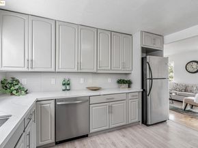 725 E 21St St, Oakland CA 94606