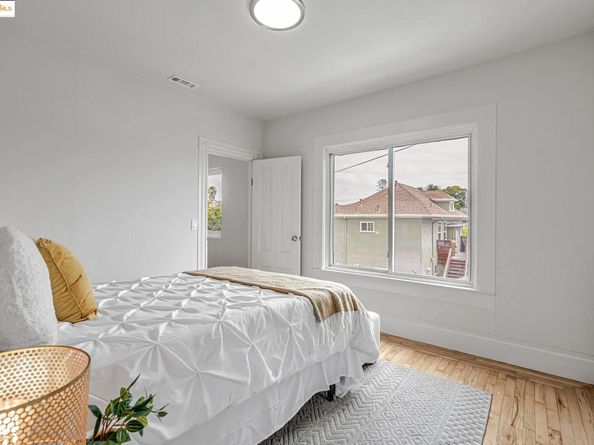 725 E 21St St, Oakland CA 94606
