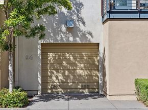 94 City Limits Cir, Oakland CA 94608