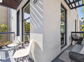 94 City Limits Cir, Oakland CA 94608