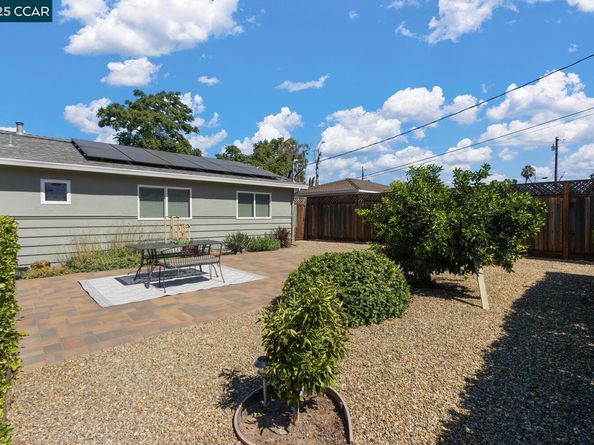 1381 Rosal Lane, Concord CA 94521