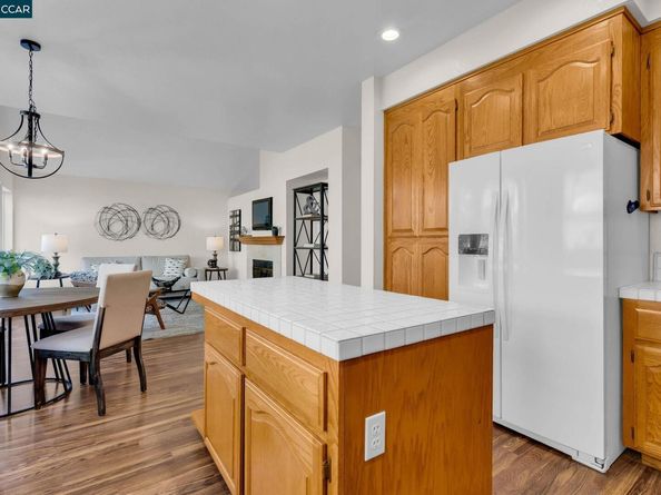 337 Saclan Terrace, Clayton CA 94517