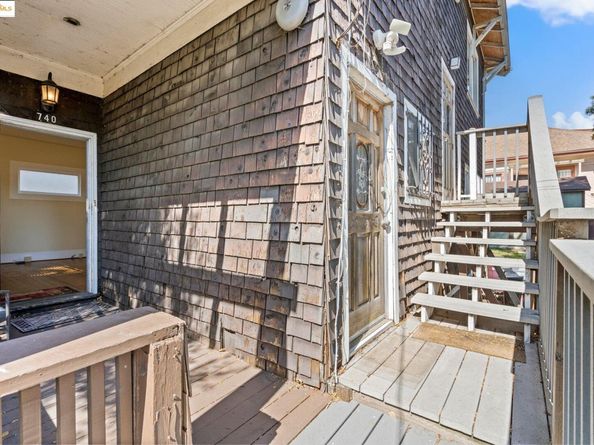 740 E 19, Oakland CA 94606