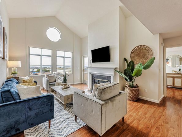535 Pierce St 1307, Albany CA 94706