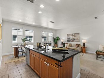 3971 Portola Cmn