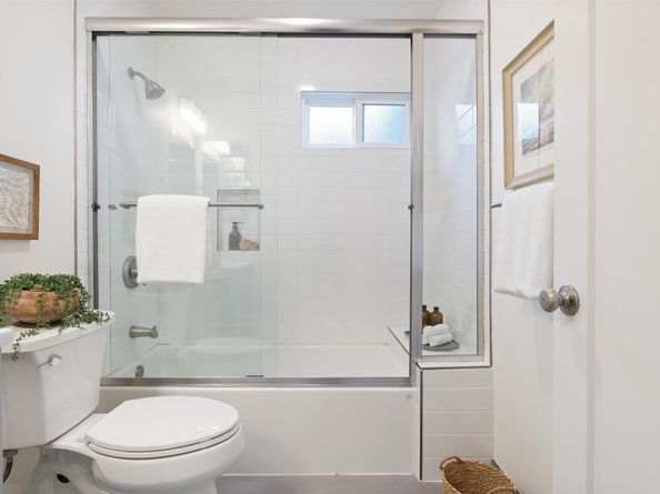8040 Crest, Oakland CA 94605