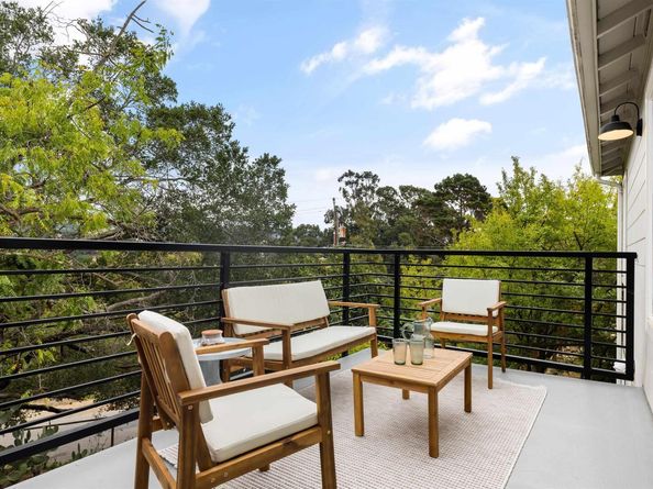 8040 Crest, Oakland CA 94605