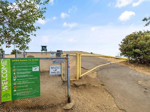 8040 Crest, Oakland CA 94605