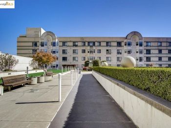 989 Webster Street #450