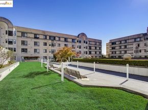 989 Webster Street #450, Oakland CA 94607
