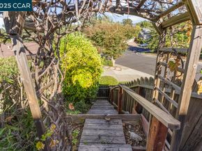 1008 Rachele Rd, Walnut Creek CA 94597