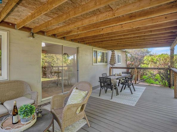 2968 Glenside Dr, Concord CA 94520