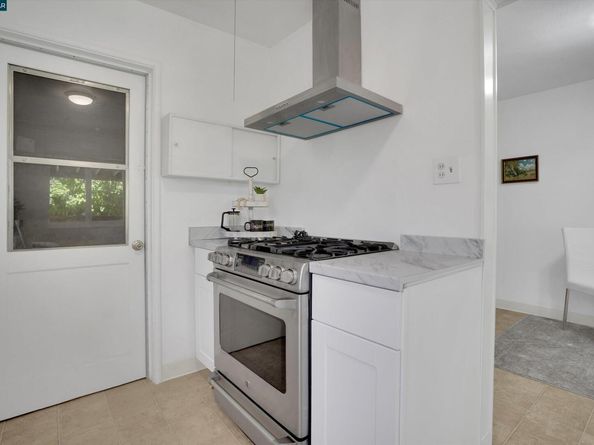 2968 Glenside Dr, Concord CA 94520