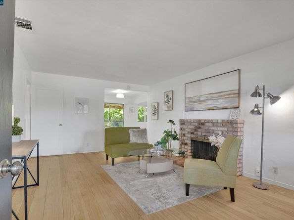 2968 Glenside Dr, Concord CA 94520