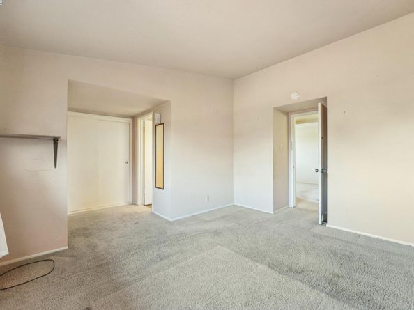 27342 Capri Ave, Hayward CA 94545