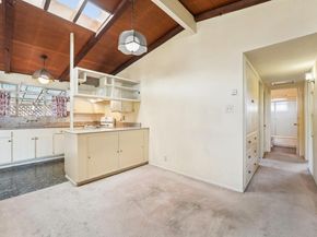 27342 Capri Ave, Hayward CA 94545