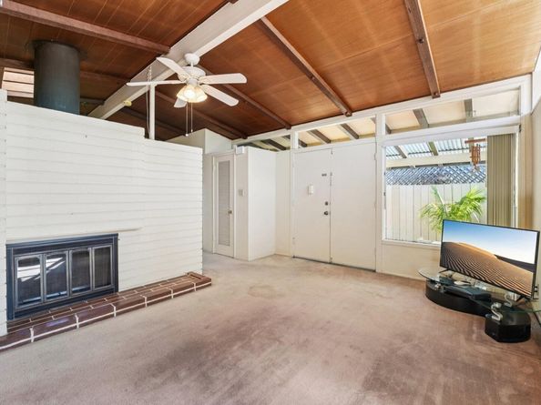 27342 Capri Ave, Hayward CA 94545
