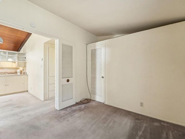 27342 Capri Ave, Hayward CA 94545