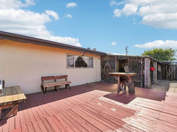 27342 Capri Ave, Hayward CA 94545