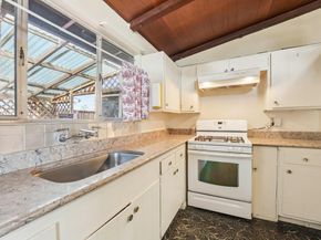 27342 Capri Ave, Hayward CA 94545