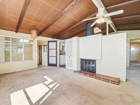 27342 Capri Ave, Hayward CA 94545