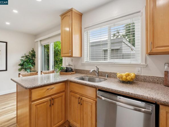 46 Sierra Ln, Walnut Creek CA 94596