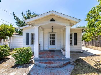 6383 Hillmont Dr
